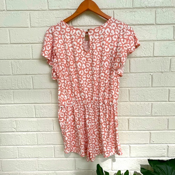 New Without Tag* Shorts Romper by Perfect Peach - Picture 3 of 5